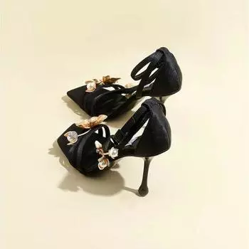 Весна и лето 2025 года, новые босоножки с открытым носком, металлическим цветком и пряжкой в виде одного слова, квадратные босоножки на высоком каблуке для банкета знаменитостей 35