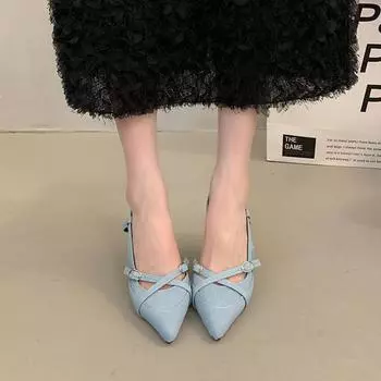 Весна и лето 2025 года, новые джинсовые легкие босоножки с ремешком на шее и полой сумкой на шпильке, модная обувь 35 синий