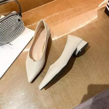Весна и осень Новые однобортные туфли женские на низком каблуке с острым носком и неглубокой горловиной, на мягкой подошве, универсальные женские кожаные туфли 40