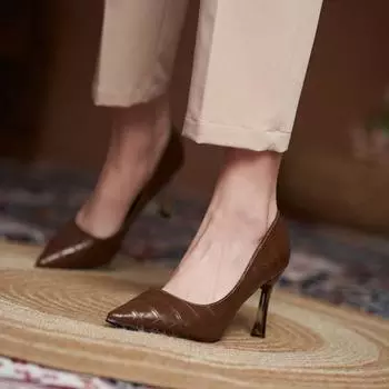 Весна и осень Новые туфли на шпильках с острым носком на высоком каблуке Профессиональная рабочая обувь для поездок на работу Универсальные одинарные туфли большого размера 34 чёрный