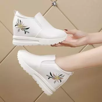 Весна и осень новые женские туфли на платформе спортивные дышащие цветы ретро повседневные модные одинарные туфли внутренние увеличивающие каблуки обувь 36 чёрный