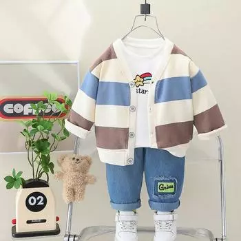 Весна Осень Детский Полосатый Кардиган Комплект Детский Мальчик Повседневный Куртка Футболка Штаны Комплект из трех предметов Костюм Для Малышей Одежда Для Младенцев Детский Спортивный Костюм 120cm синий
