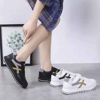 Весна/осень Модные студенческие женские туфли Новые износостойкие повседневные спортивные туфли на толстой подошве Кроссовки для бега со шнуровкой и круглым носком 35