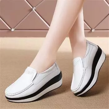 Весна Осень Женские Лоферы Балетки Женские Мокасины из Натуральной Кожи Слипоны Повседневные Круглый Носок Ручной Работы Платформа Клинья Обувь 35