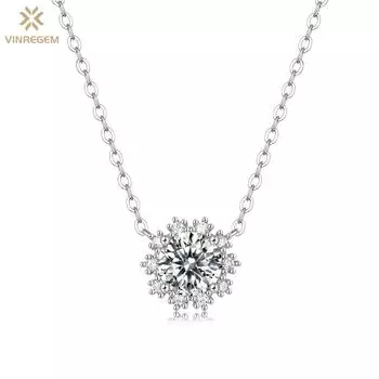 Vinregem Стерлинговое серебро 925 пробы VVS D Цвет Настоящий муассанит 1 карат с бриллиантами круглой огранки Драгоценный камень Снежинка Кулон Ожерелье Изящные ювелирные изделия с GRA