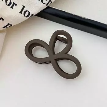 Vintage Frosted Shamrock Hair Clip for Women Elegant Shark Clip Fashion Girl Hair Claw Large Clip Ponytail Hairpin Crab Headwear