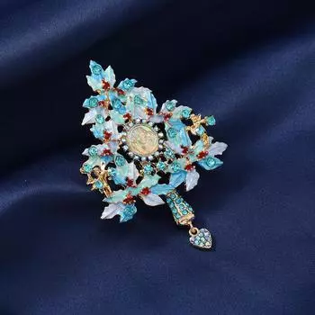 Винтажная эмалевая брошь-подвеска «Клен» со стразами «Ангел мечты» Винтажные аксессуары для корсажа синий