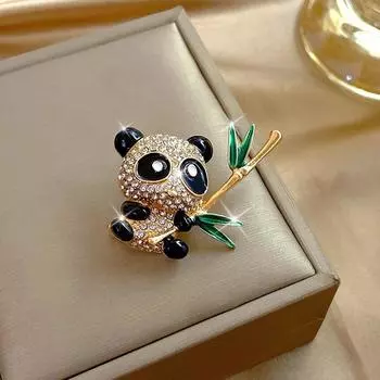 Винтажная брошь-булавка в виде панды класса люкс со стразами и пластиковыми деталями, без покрытия — универсальная для всех сезонов, идеально подходит для повседневной носки и вечеринок зелёный