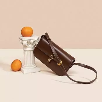 Винтажная квадратная женская сумка из спилковой кожи на одно плечо с металлическим замком и карманом-клапаном, маленькая сумка из тофу (20cm<Max Length<30cm) чёрный