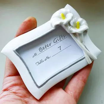 Винтажная мини-картинка с цветочным декором