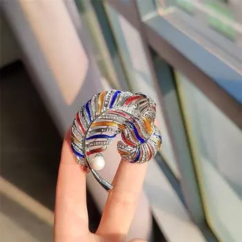 Винтажная модная золотая брошь-перо с бриллиантами, высококачественные аксессуары для одежды, изысканная булавка для воротника в виде листа