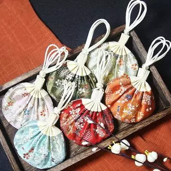 Винтажная парфюмерная сумка Вышитая вышивка Саше Тканевые мешочки Праздник драконьих лодок Саше Подарки green-without tassels