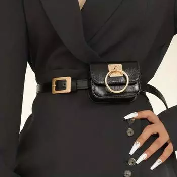 Винтажная поясная сумка, готическая поясная сумка для женщин, ремни с металлической пряжкой в стиле панк и квадратным сердцем, дорожная поясная сумка из искусственной кожи, женская One Size чёрный