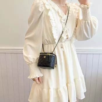 Винтажная стеганая сумка через плечо из искусственной кожи с узором «Аргайл» с металлическим цветочным декором и двойной молнией Компактная сумка на плечо для повседневных принадлежностей Сумка-ведро