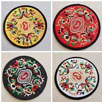 Винтажная вышивка Круглые подставки под стаканы Этнические цветочные подставки под чашки Изоляционные подставки Подставки для столовых приборов Противоскользящий коврик для обеденного стола 13cm