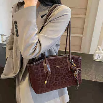 Винтажная замшевая сумка-тоут для женщин, большая вместимость, леопардовый принт, одно плечо, повседневные дорожные сумки на осень-зиму