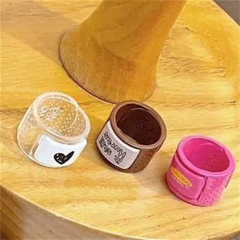 Винтажное письмо мода хип-хоп модный корейский стиль кольцо женское смоляное кольцо модные украшения конфетный цвет кофейный