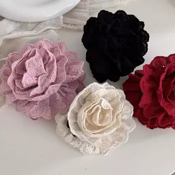 Винтажные элегантные многослойные заколки для волос с красной розой ручной работы, кружевные заколки с цветами, стильные фотозаколки для волос, женские свадебные аксессуары для волос красный