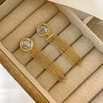 Винтажные французские гонконгские серьги в стиле Light Luxury Creative Design Sense Ancient Coin Tassel French Retro Earrings Women