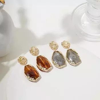 Винтажные геометрические серьги для офисных женщин, простые и элегантные серьги-гвоздики в стиле ретро красный