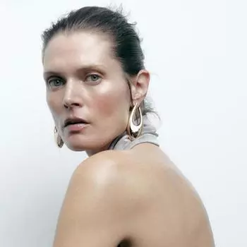 Винтажные металлические серьги для изысканного образа золотой