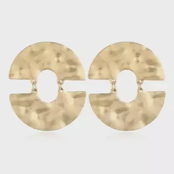 Винтажные рельефные серьги в европейском и американском стиле в Гонконге: Смелый, ретро, модный дизайн круга для элегантного вида золотой