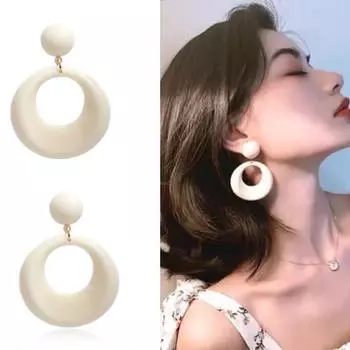 Винтажные серьги, белое преувеличенное большое кольцо, эмалированные зажимы для ушей без пирсинга, клипсы для женщин