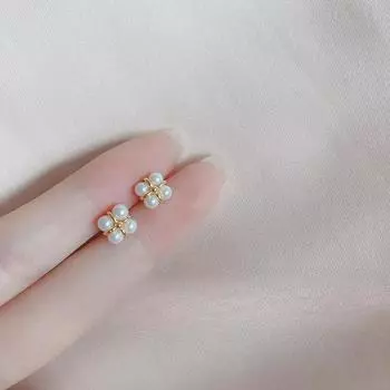 Винтажные серьги-гвоздики с четырьмя листочками клевера, весенние и летние серьги Niche Design Sense с имитацией жемчуга, женские серьги золотой