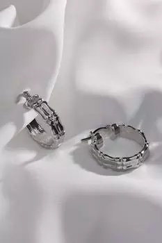 Винтажные серьги-кольца серебряного цвета