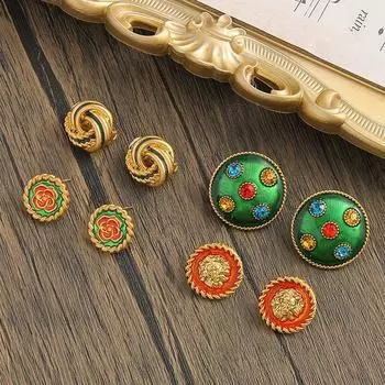 Винтажные серьги с тиснением головы льва, эмалированные кружевные серьги среднего возраста, темпераментные универсальные серьги