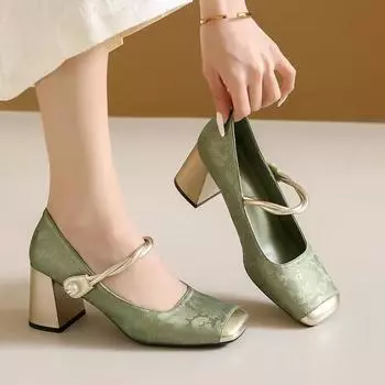 Винтажные женские летние босоножки в китайском стиле на толстом каблуке с закрытым носком, элегантные мягкие туфли с одним ремешком 34 чёрный