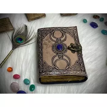 Винтажный кожаный журнал Triple Moon для мужчин и женщин, 200 страниц антикварной винтажной бумаги ручной работы с Deckle Edge, подарки для него и для нее 7 x 5 in коричневый