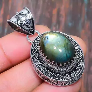 Винтажный лабрадоритовый драгоценный камень стерлингового серебра 925 пробы ручной работы удивительные подвесные украшения 1.77 Inches зелёный