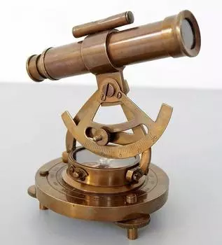 Винтажный морской инструмент Декор Антикварный латунный компас Алидата с телескопом M аэро