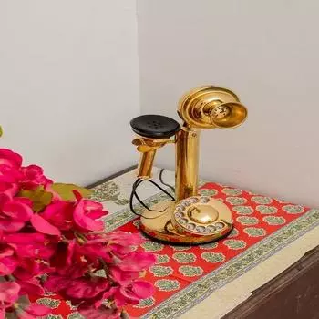 Винтажный рабочий телефон