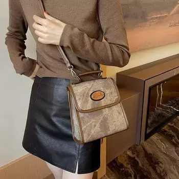 Винтажный рюкзак в стиле колледжа для женщин 2024 года, новый корейский рюкзак из оленьей кожи, бархатная универсальная сумка-мессенджер