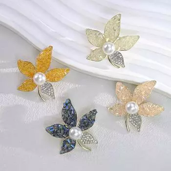 Винтажный светлый роскошный жемчужный циркон вспышка бриллиант кленовый лист брошь женский пиджак высокого класса корсаж аксессуары анти-свет пряжка