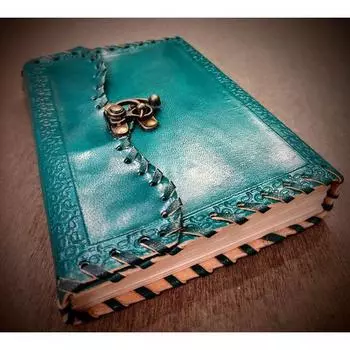 Винтажный журнал ручной работы зеленого цвета в кожаном переплете с замком — переработанные многоразовые страницы ручной работы без подкладки — кожаный подарок для него и для нее 5 x 7 in зелёный