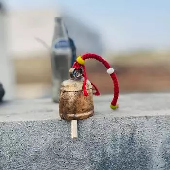 Vivanta 4-дюймовые винтажные деревенские колокольчики ручной работы на веревке, гигантский гармоничный коровий колокольчик