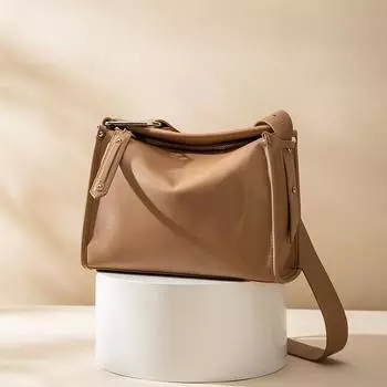 Вместительная женская сумка, простая сумка через плечо на весну и лето, сумка-подушка, женская сумка на одно плечо для поездок на работу коричневый