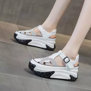 Внутреннее увеличение обуви Сандалии Толстая подошва Muffin Спортивные белые туфли 33 белый