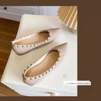 Внутреннее увеличение высоты на 5 см, заклепки, светлый горловина, телесный цвет, заостренный конец, мягкая лакированная кожа, французский темперамент, модные одинарные туфли, женские 35