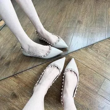 Внутреннее увеличение высоты на 5 см, заклепки, светлый горловина, телесный цвет, заостренный конец, мягкая лакированная кожа, французские темпераментные туфли, женские дорожные туфли 35