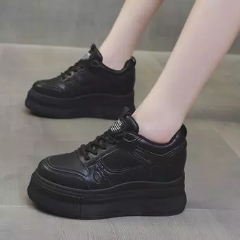 Внутренняя часть обуви с толстой подошвой, белые туфли для женщин 2024 года, новая четырехсезонная модная тенденция, удобная спортивная обувь для доски прилив 35 белый