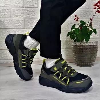 Водонепроницаемая обувь для мальчиков Lumberjack Heat цвета хаки, желтого и черного цвета