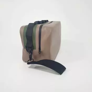 Водонепроницаемая сумка из ПВХ Сумка для макияжа Сумка для стирки Сумка на плечо Рыболовная дорога Азиатский велосипедный спорт Водонепроницаемая сумка Необходим для использования на открытом воздухе Износостойкость 30x17x15 дубильная кора