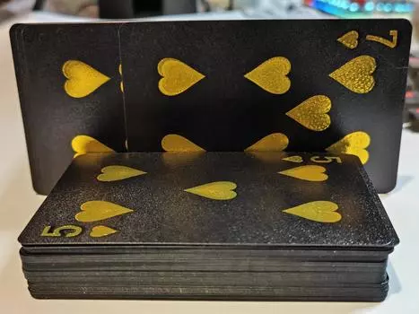 Водонепроницаемые игральные карты Black Diamond с набором многогранных костей — идеально подходят для фокусов и настольных игр чёрный