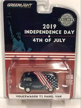 Volkswagen T2 Panel Van July 4th Independence Day 2019 Inch Hobby Limited Die Cast Model Greenlight 30044 1/64