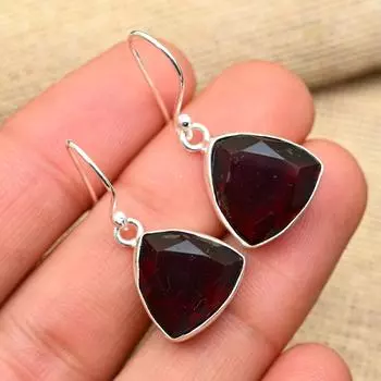 Восхитительные серьги из стерлингового серебра 925 пробы ручной работы с драгоценным камнем красного граната для женщин 1.4 Inches красный