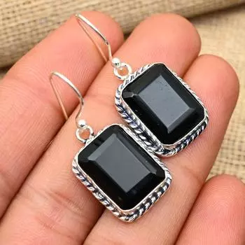 Восхитительные ювелирные серьги ручной работы из стерлингового серебра 925 пробы с черной шпинелью для нее